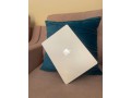 macbook-air-m2-starlight-small-2