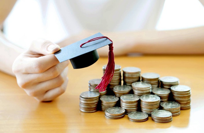 get-short-term-loans-online-beat-all-chances-to-get-money-big-2