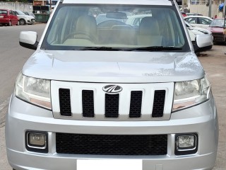 mahindra-tuv300-t8-7str