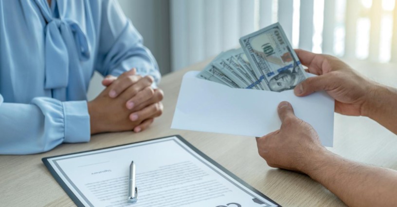 short-term-loans-online-request-assistance-immediately-from-a-helpful-lender-big-0