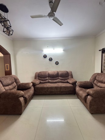 luxurious-3bhk-furnished-flat-for-rent-big-3