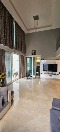 grand-duplex-apartment-with-3-balconies-and-beautiful-skyline-views-big-0