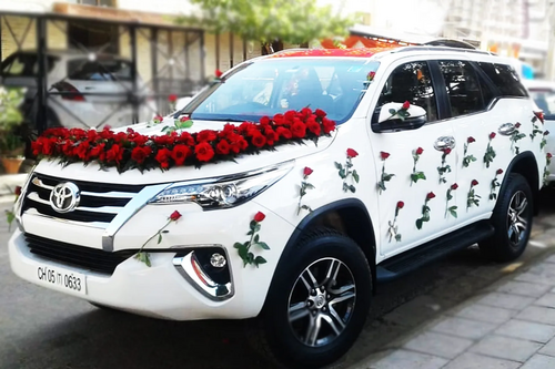 fortuner-car-rent-for-wedding-near-me-big-0