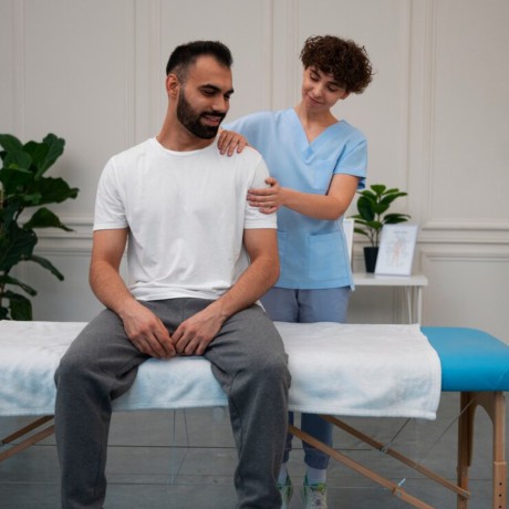 best-physiotherapist-in-jaipur-for-advanced-pain-management-big-0