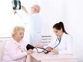 best-bp-monitor-brands-in-india-find-the-perfect-blood-pressure-machine