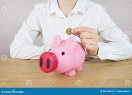 fast-cash-loans-online-the-best-way-to-help-salaried-people-with-their-money-big-0