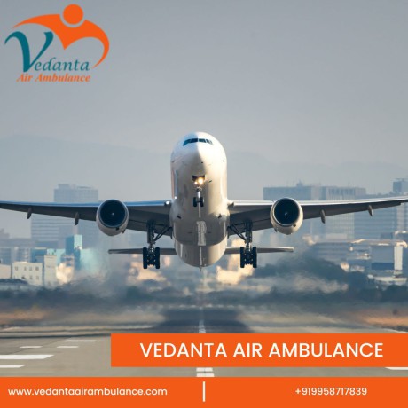 obtain-vedanta-air-ambulance-from-patna-with-proper-medical-setup-big-0