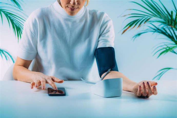 top-rated-digital-bp-monitors-accurate-affordable-easy-to-use-big-0