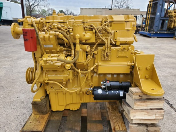 caterpillar-c9-350hp-engine-big-0